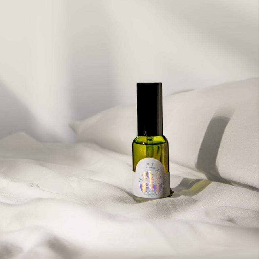 Ｐ．Ｓｅｖｅｎ　ピロースプレー　墾丁　Kěndīng